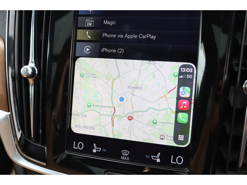 Volvo V90 2.0 T6 AWD Inscription, 320PS twincharged petrol, 8-speed Geartronic Auto Estate PAN ROOF VERY HIGH SPEC 72-74 Mitcham Road