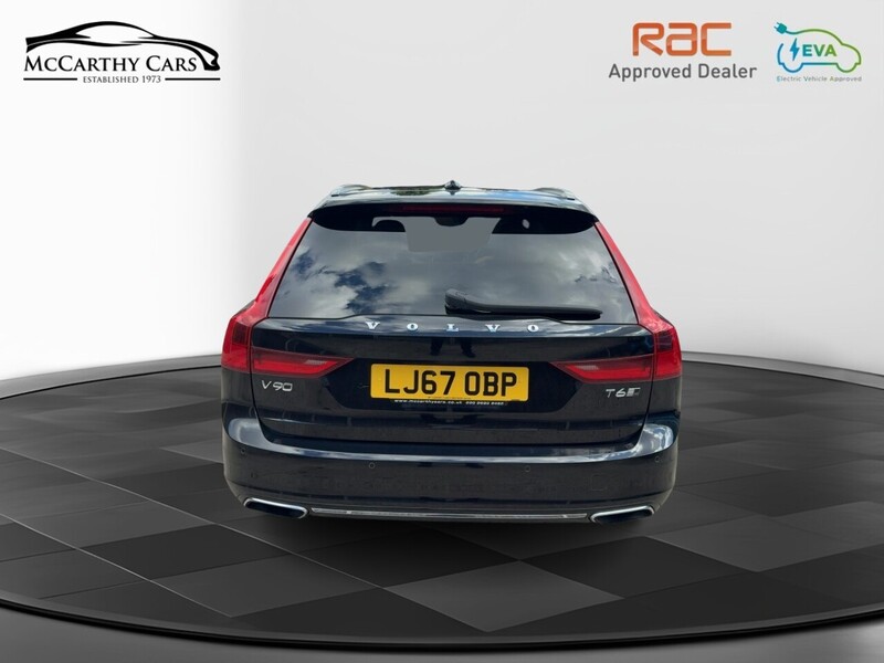 Volvo V90 2.0 T6 AWD Inscription, 320PS twincharged petrol, 8-speed Geartronic Auto Estate PAN ROOF VERY HIGH SPEC 72-74 Mitcham Road