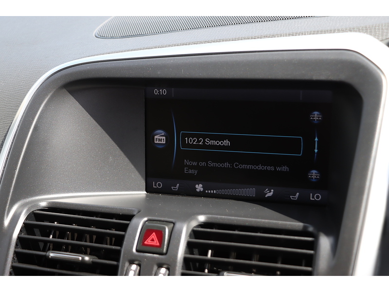 Volvo T5 Se 2.0 Estate Automatic Petrol 72-74 Mitcham Road