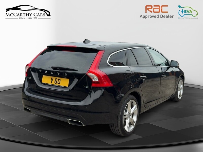Volvo 2.0 T5 [245] SE LUX ESTATE 5 DOOR PETROL AUTO NO ULEZ CHARGE 72-74 Mitcham Road