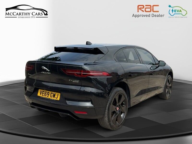 Jaguar 400 90KWH SE SUV 5DR ELECTRIC 4WD AUTO PAN ROOF HEATED SEATS SATNAV BLUETOOTH APPLE CARPLAY REAR CAMERA PARKING AIDS JUST 2 OWNERS ONLY 50000 MILES SH 72-74 Mitcham Road