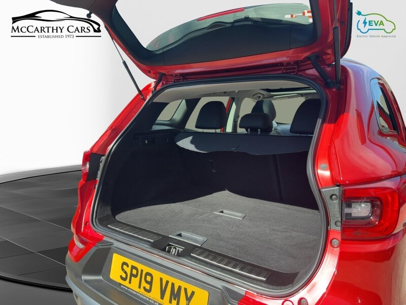 Renault 1.3 TCE GT LINE SUV 5DR PETROL MANUAL PAN ROOF HEATED SEATS SATNAV BLUETOOTH DAB STEREO APPLE CARPLAY REAR CAMERA PARKING AIDS 2 OWNERS 52000 MILES SH 72-74 Mitcham Road