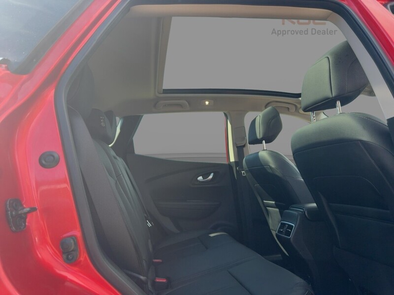 Renault 1.3 TCE GT LINE SUV 5DR PETROL MANUAL PAN ROOF HEATED SEATS SATNAV BLUETOOTH DAB STEREO APPLE CARPLAY REAR CAMERA PARKING AIDS 2 OWNERS 52000 MILES SH 72-74 Mitcham Road