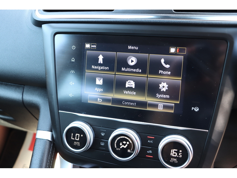 Renault 1.3 TCE GT LINE SUV 5DR PETROL MANUAL PAN ROOF HEATED SEATS SATNAV BLUETOOTH DAB STEREO APPLE CARPLAY REAR CAMERA PARKING AIDS 2 OWNERS 52000 MILES SH 72-74 Mitcham Road