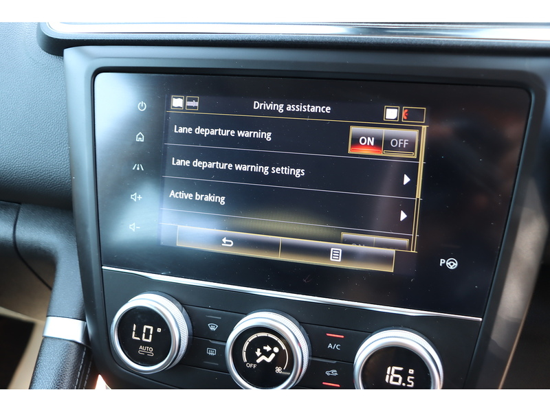 Renault 1.3 TCE GT LINE SUV 5DR PETROL MANUAL PAN ROOF HEATED SEATS SATNAV BLUETOOTH DAB STEREO APPLE CARPLAY REAR CAMERA PARKING AIDS 2 OWNERS 52000 MILES SH 72-74 Mitcham Road