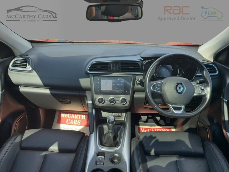 Renault 1.3 TCE GT LINE SUV 5DR PETROL MANUAL PAN ROOF HEATED SEATS SATNAV BLUETOOTH DAB STEREO APPLE CARPLAY REAR CAMERA PARKING AIDS 2 OWNERS 52000 MILES SH 72-74 Mitcham Road