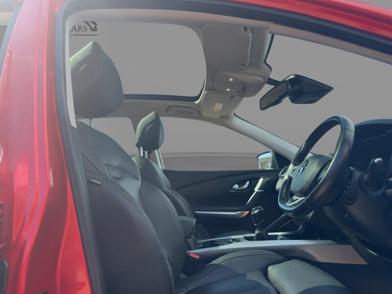 Renault 1.3 TCE GT LINE SUV 5DR PETROL MANUAL PAN ROOF HEATED SEATS SATNAV BLUETOOTH DAB STEREO APPLE CARPLAY REAR CAMERA PARKING AIDS 2 OWNERS 52000 MILES SH 72-74 Mitcham Road