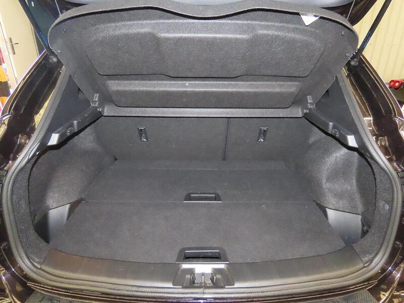 Nissan 1.2 DIG-T TEKNA SUV 5DR PETROL XTRON 2WD AUTO SATNAV HEATED SEATS BLUETOOTH DAB RADIO CD PLAYER PARKING AIDS 60000 MILES FSH 5 SERVICES NO ULEZ CHARGE 72-74 Mitcham Road