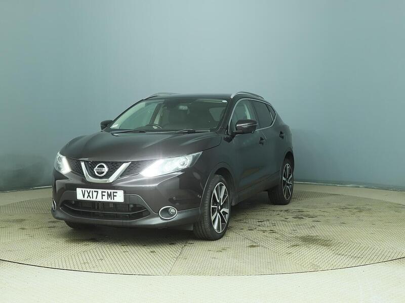 Nissan 1.2 DIG-T TEKNA SUV 5DR PETROL XTRON 2WD AUTO SATNAV HEATED SEATS BLUETOOTH DAB RADIO CD PLAYER PARKING AIDS 60000 MILES FSH 5 SERVICES NO ULEZ CHARGE 72-74 Mitcham Road