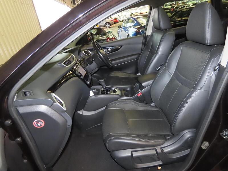 Nissan 1.2 DIG-T TEKNA SUV 5DR PETROL XTRON 2WD AUTO SATNAV HEATED SEATS BLUETOOTH DAB RADIO CD PLAYER PARKING AIDS 60000 MILES FSH 5 SERVICES NO ULEZ CHARGE 72-74 Mitcham Road