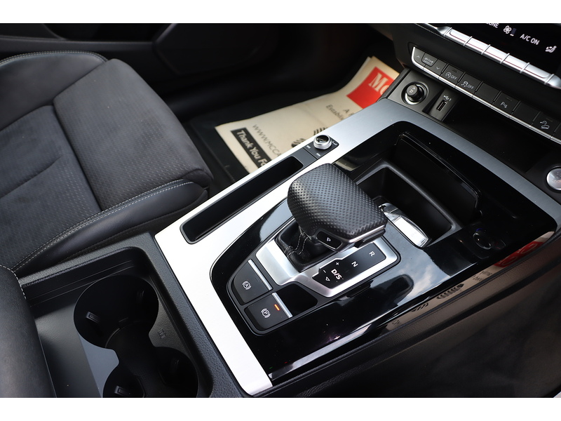 Audi 2.0 TDI 40 S LINE SUV 5DR DIESEL S TRONIC QUATTRO AUTO HEATED SEATS SATNAV BLUETOOTH DAB RADIO APPLE CARPLAY REAR CAMERA PARKING AIDS JUST 1 OWNER FSH 72-74 Mitcham Road