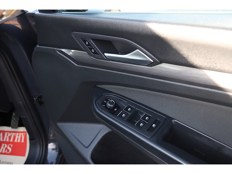 Volkswagen 1.5 TSI STYLE HATCHBACK 5DR PETROL MANUAL SAT NAV BLUETOOTH DAB STEREO PARKING AIDS JUST 2 OWNERS SAME OWNER FOR 3 YEARS 60000 MILES SH NO ULEZ CHARGE 72-74 Mitcham Road