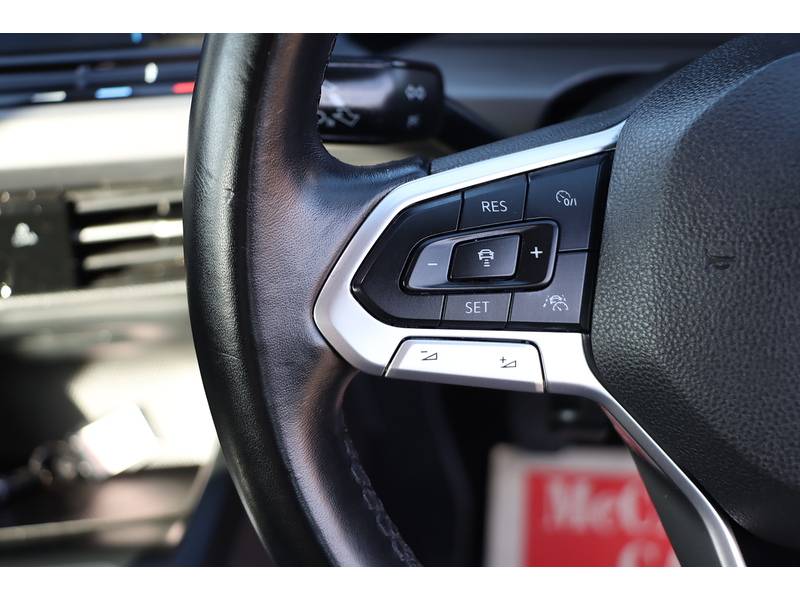 Volkswagen 1.5 TSI STYLE HATCHBACK 5DR PETROL MANUAL SAT NAV BLUETOOTH DAB STEREO PARKING AIDS JUST 2 OWNERS SAME OWNER FOR 3 YEARS 60000 MILES SH NO ULEZ CHARGE 72-74 Mitcham Road