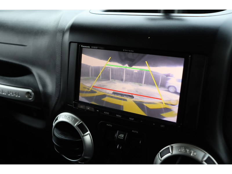 Jeep V6 Rubicon Unlimited 3600 5dr SUV AUTOMATIC Petrol 72-74 Mitcham Road