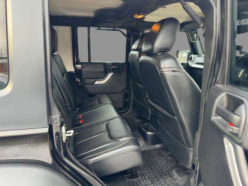 Jeep V6 Rubicon Unlimited 3600 5dr SUV AUTOMATIC Petrol 72-74 Mitcham Road