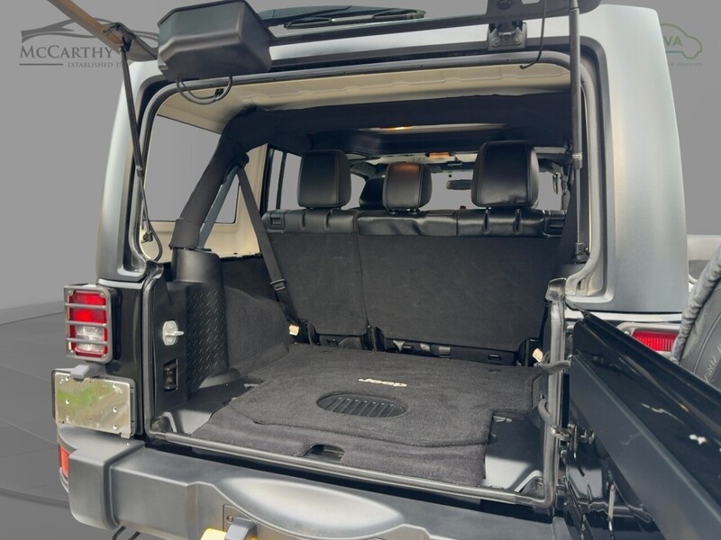Jeep V6 Rubicon Unlimited 3600 5dr SUV AUTOMATIC Petrol 72-74 Mitcham Road