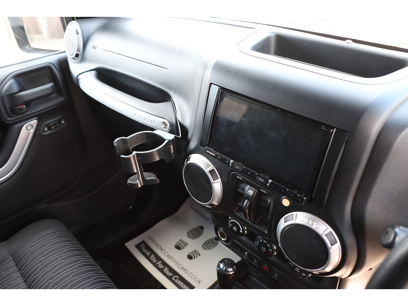 Jeep V6 Sahara Unlimited 3800 5dr SUV AUTOMATIC Petrol 72-74 Mitcham Road