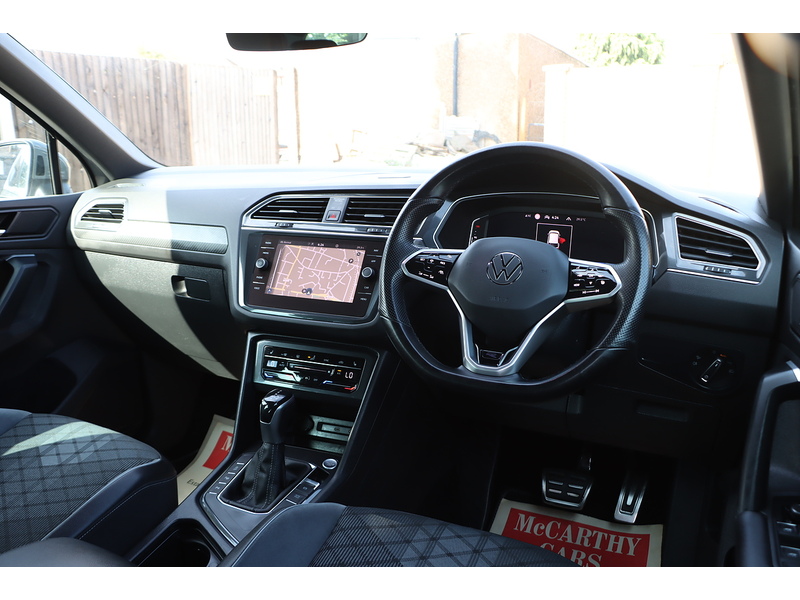 Volkswagen 1.5 TSI R-LINE SUV 5DR PETROL DSG AUTO HEATED SEATS SAT NAV BLUETOOTH DAB STEREO APPLE CARPLAY PARKING AIDS JUST 1 OWNER FROM NEW ONLY 40000 MILES FSH 72-74 Mitcham Road