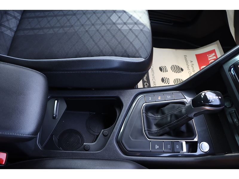 Volkswagen 1.5 TSI R-LINE SUV 5DR PETROL DSG AUTO HEATED SEATS SAT NAV BLUETOOTH DAB STEREO APPLE CARPLAY PARKING AIDS JUST 1 OWNER FROM NEW ONLY 40000 MILES FSH 72-74 Mitcham Road