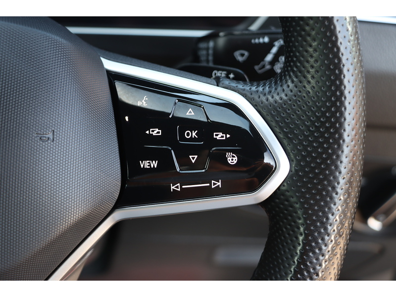 Volkswagen 1.5 TSI R-LINE SUV 5DR PETROL DSG AUTO HEATED SEATS SAT NAV BLUETOOTH DAB STEREO APPLE CARPLAY PARKING AIDS JUST 1 OWNER FROM NEW ONLY 40000 MILES FSH 72-74 Mitcham Road