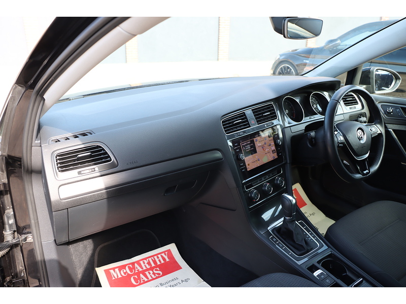 Volkswagen 1.5 TSI EVO MATCH HATCHBACK 5DR PETROL DSG AUTO SAT NAV BLUETOOTH DAB STEREO USB INPUT APPLE CARPLAY PARKING AIDS ONLY 13000 MILES FSH NO ULEZ CHARGE 72-74 Mitcham Road