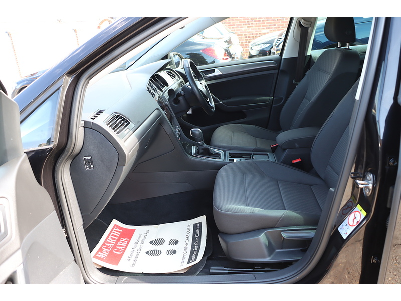 Volkswagen 1.5 TSI EVO MATCH HATCHBACK 5DR PETROL DSG AUTO SAT NAV BLUETOOTH DAB STEREO USB INPUT APPLE CARPLAY PARKING AIDS ONLY 13000 MILES FSH NO ULEZ CHARGE 72-74 Mitcham Road