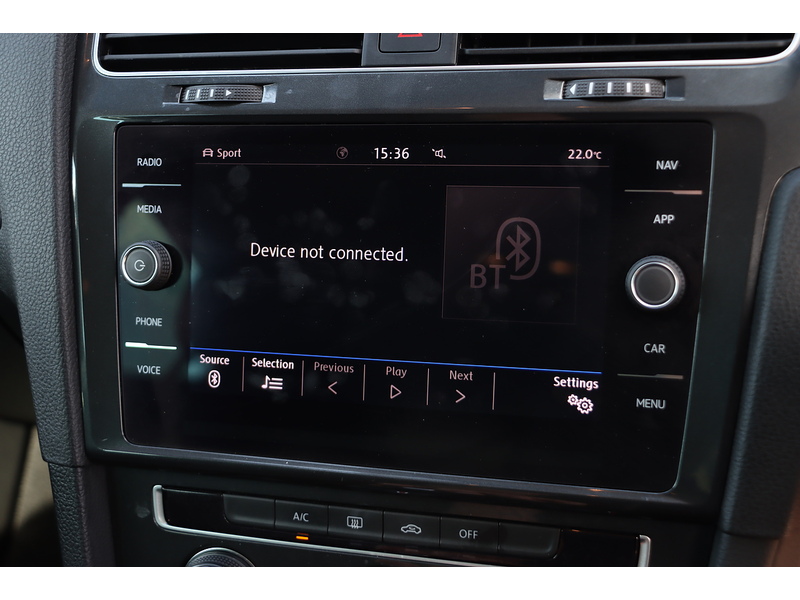 Volkswagen 1.5 TSI EVO MATCH HATCHBACK 5DR PETROL DSG AUTO SAT NAV BLUETOOTH DAB STEREO USB INPUT APPLE CARPLAY PARKING AIDS ONLY 13000 MILES FSH NO ULEZ CHARGE 72-74 Mitcham Road