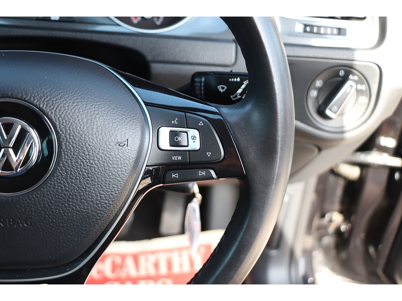 Volkswagen 1.5 TSI EVO MATCH HATCHBACK 5DR PETROL DSG AUTO SAT NAV BLUETOOTH DAB STEREO USB INPUT APPLE CARPLAY PARKING AIDS ONLY 13000 MILES FSH NO ULEZ CHARGE 72-74 Mitcham Road