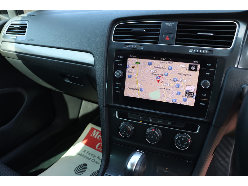 Volkswagen 1.5 TSI EVO MATCH HATCHBACK 5DR PETROL DSG AUTO SAT NAV BLUETOOTH DAB STEREO USB INPUT APPLE CARPLAY PARKING AIDS ONLY 13000 MILES FSH NO ULEZ CHARGE 72-74 Mitcham Road