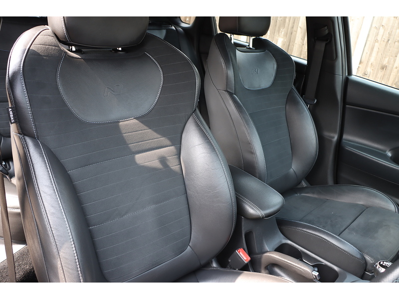 Hyundai 2.0 T-GDI N PERFORMANCE FASTBACK 5DR PETROL MANUAL HEATED SEATS SATNAV BLUETOOTH DAB RADIO APPLE CARPLAY REAR CAMERA PARKING AIDS ONLY 59000 MILES FSH 72-74 Mitcham Road