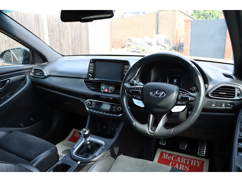 Hyundai 2.0 T-GDI N PERFORMANCE FASTBACK 5DR PETROL MANUAL HEATED SEATS SATNAV BLUETOOTH DAB RADIO APPLE CARPLAY REAR CAMERA PARKING AIDS ONLY 59000 MILES FSH 72-74 Mitcham Road