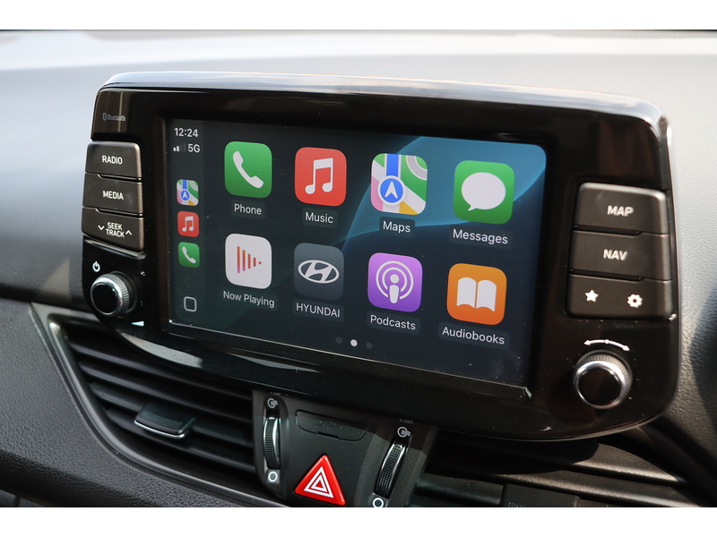 Hyundai 2.0 T-GDI N PERFORMANCE FASTBACK 5DR PETROL MANUAL HEATED SEATS SATNAV BLUETOOTH DAB RADIO APPLE CARPLAY REAR CAMERA PARKING AIDS ONLY 59000 MILES FSH 72-74 Mitcham Road