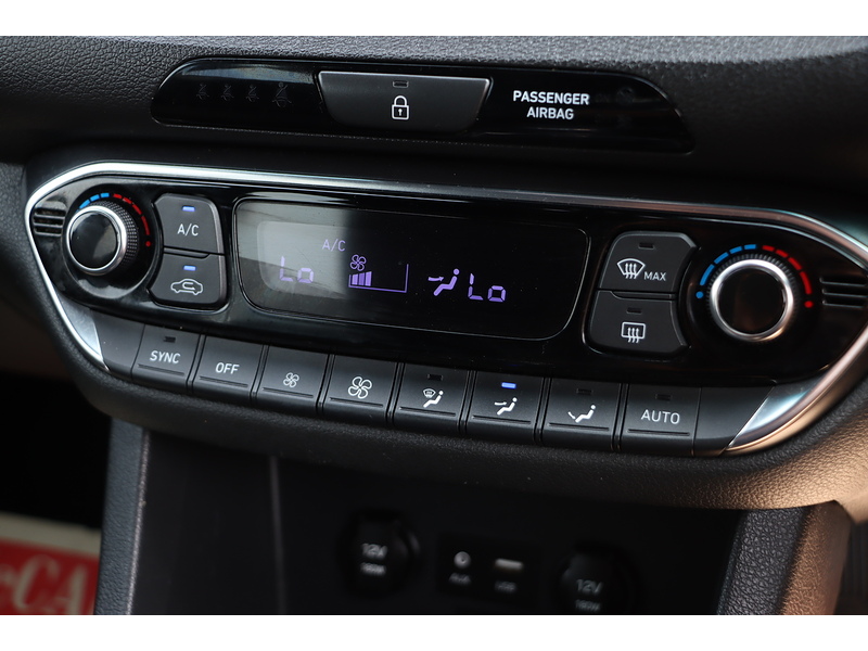 Hyundai 2.0 T-GDI N PERFORMANCE FASTBACK 5DR PETROL MANUAL HEATED SEATS SATNAV BLUETOOTH DAB RADIO APPLE CARPLAY REAR CAMERA PARKING AIDS ONLY 59000 MILES FSH 72-74 Mitcham Road