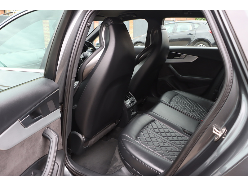 Audi 3.0 TFSI V6 4DR ESTATE PETROL AUTO HEATED SEAT SATNAV BLUETOOTH DAB RADIO APPLE CARPLAY PARKING AIDS SAME OWNER FOR 4 YEARS 73000 MILES FSH 6 SERVICES 72-74 Mitcham Road