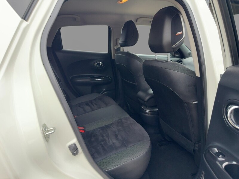 Nissan 1.2 DIG-T BOSE PERSONAL EDITION SUV 5DR PETROL MANUAL SAT NAV BLUETOOTH DAB STEREO CD PLAYER USB INPUT REAR CAMERA ONLY 38000 MILES SH NO ULEZ CHARGE 72-74 Mitcham Road