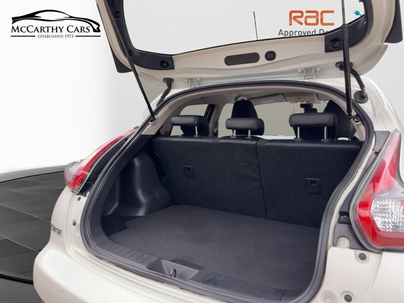 Nissan 1.2 DIG-T BOSE PERSONAL EDITION SUV 5DR PETROL MANUAL SAT NAV BLUETOOTH DAB STEREO CD PLAYER USB INPUT REAR CAMERA ONLY 38000 MILES SH NO ULEZ CHARGE 72-74 Mitcham Road