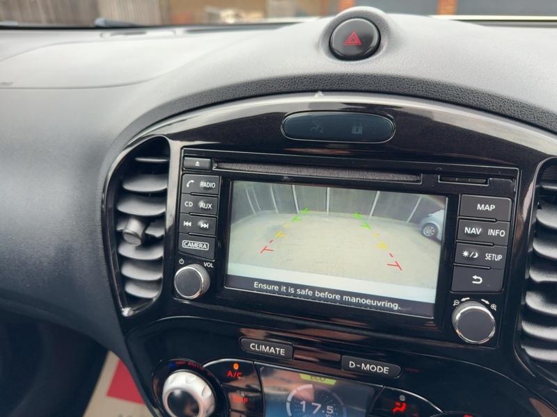 Nissan 1.2 DIG-T BOSE PERSONAL EDITION SUV 5DR PETROL MANUAL SAT NAV BLUETOOTH DAB STEREO CD PLAYER USB INPUT REAR CAMERA ONLY 38000 MILES SH NO ULEZ CHARGE 72-74 Mitcham Road