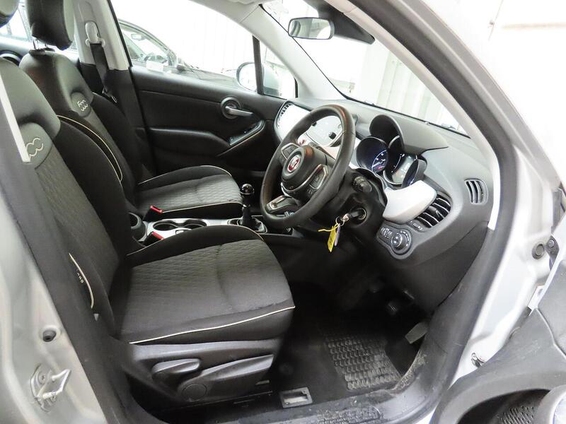 Fiat 1.0 FIREFLY TURBO MULTIAIR CITY CROSS SUV 5DR PETROL MANUAL SAT NAV BLUETOOTH APPLE CARPLAY PARKING AIDS JUST 1 OWNER ONLY 52000 MILES FSH 5 SERVICES 72-74 Mitcham Road