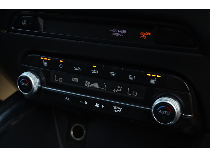 Mazda 2.0 SKYACTIV-G SPORT SUV 5DR PETROL MANUAL SUNROOF HEATED SEATS SATNAV BLUETOOTH APPLE CARPLAY REAR CAM PARKING AIDS JUST 1 OWNER ONLY 28000 MILES FSH 72-74 Mitcham Road