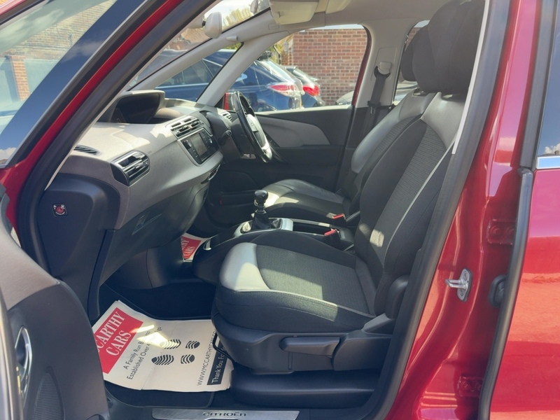 Citroen 1.2 PURETECH FLAIR MPV 5DR PETROL MANUAL SUNROOF SATNAV BLUETOOTH DAB RADIO APPLE CARPLAY REAR CAMERA PARKING AIDS 2 OWNERS 68000 MILES FSH 5 SERVICES 72-74 Mitcham Road