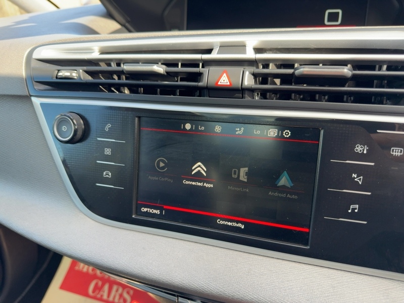 Citroen 1.2 PURETECH FLAIR MPV 5DR PETROL MANUAL SUNROOF SATNAV BLUETOOTH DAB RADIO APPLE CARPLAY REAR CAMERA PARKING AIDS 2 OWNERS 68000 MILES FSH 5 SERVICES 72-74 Mitcham Road