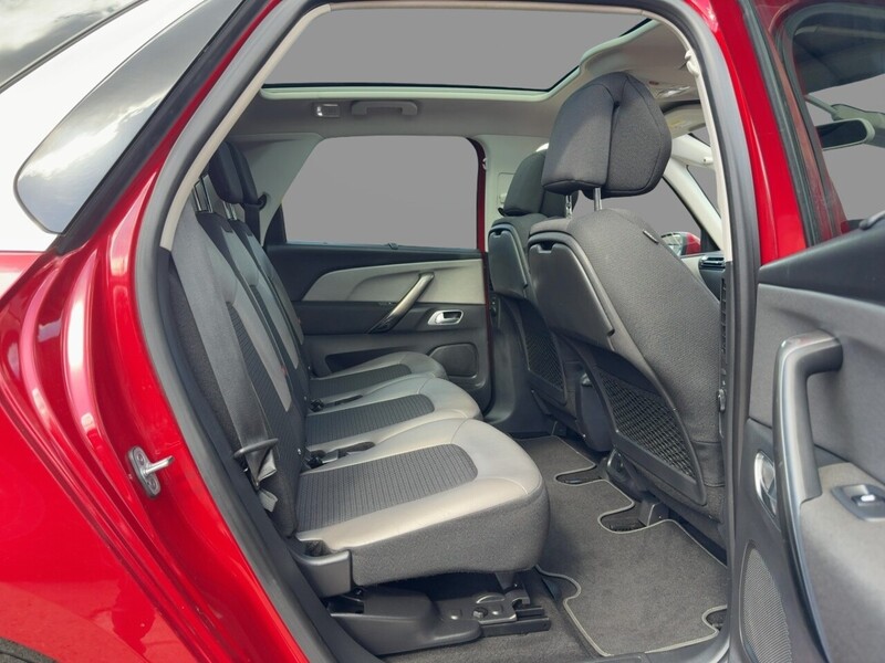 Citroen 1.2 PURETECH FLAIR MPV 5DR PETROL MANUAL SUNROOF SATNAV BLUETOOTH DAB RADIO APPLE CARPLAY REAR CAMERA PARKING AIDS 2 OWNERS 68000 MILES FSH 5 SERVICES 72-74 Mitcham Road