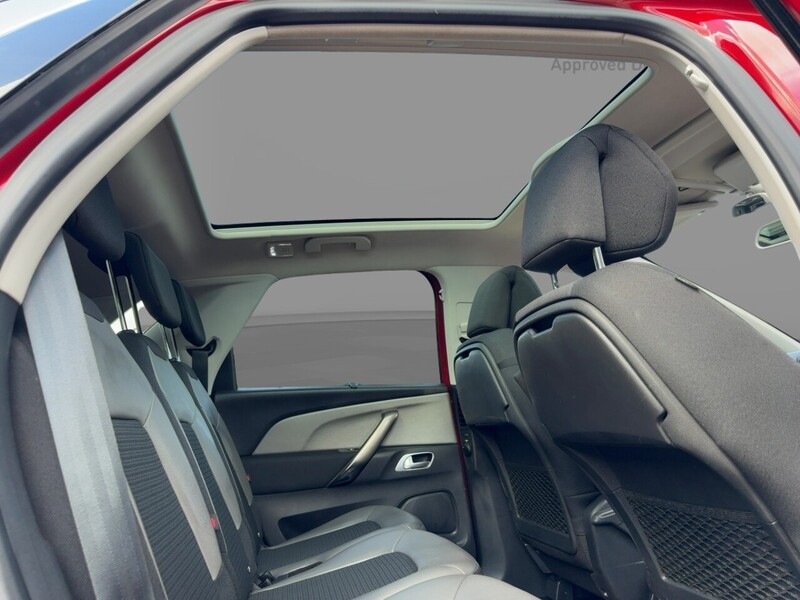 Citroen 1.2 PURETECH FLAIR MPV 5DR PETROL MANUAL SUNROOF SATNAV BLUETOOTH DAB RADIO APPLE CARPLAY REAR CAMERA PARKING AIDS 2 OWNERS 68000 MILES FSH 5 SERVICES 72-74 Mitcham Road