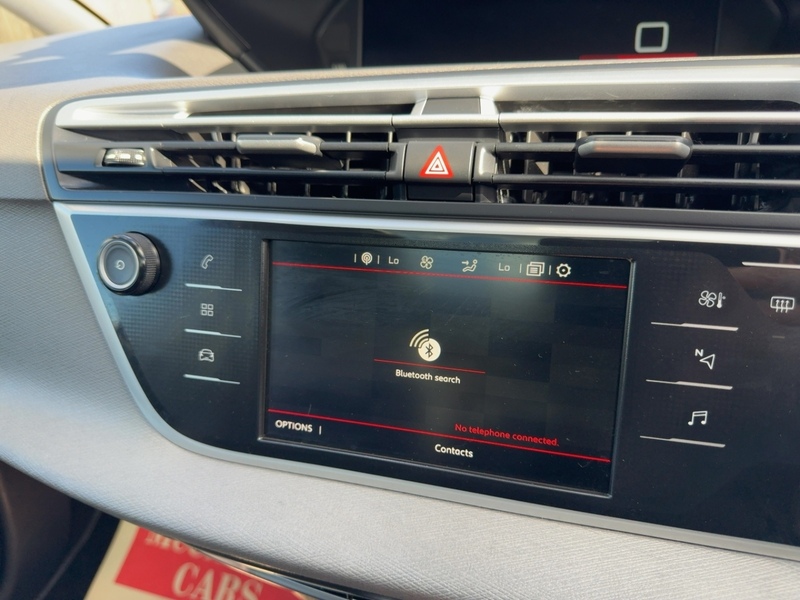 Citroen 1.2 PURETECH FLAIR MPV 5DR PETROL MANUAL SUNROOF SATNAV BLUETOOTH DAB RADIO APPLE CARPLAY REAR CAMERA PARKING AIDS 2 OWNERS 68000 MILES FSH 5 SERVICES 72-74 Mitcham Road