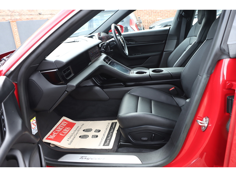 Porsche PERFORMANCE PLUS 93.4KWH 4S CROSS TURISMO 5DR ELECTRIC 4WD AUTO HEATED SEATS SAT NAV BLUETOOTH APPLE CARPLAY REAR CAMERA 1 OWNER ONLY 18000 MILES FSH 72-74 Mitcham Road