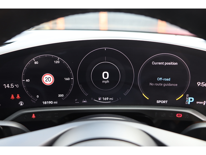 Porsche PERFORMANCE PLUS 93.4KWH 4S CROSS TURISMO 5DR ELECTRIC 4WD AUTO HEATED SEATS SAT NAV BLUETOOTH APPLE CARPLAY REAR CAMERA 1 OWNER ONLY 18000 MILES FSH 72-74 Mitcham Road