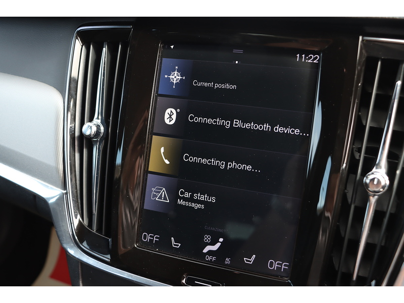 Volvo 2.0 T4 GPF R-DESIGN ESTATE 5DR PETROL AUTO HEATED SEATS SATELLITE NAVIGATION BLUETOOTH DAB STEREO USB INPUT PARKING AIDS 75000 MILES SH NO ULEZ CHARGE 72-74 Mitcham Road