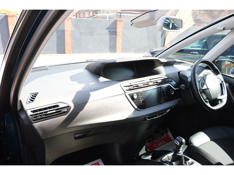 Citroen 1.2 PURETECH SENSE MPV 5DR PETROL EAT8 MANUAL 7 SEATER SATNAV BLUETOOTH APPLE CARPLAY REAR CAMERA PARKING AID 2 OWNERS ONLY 14000 MILES FSH 3 SERVICES 72-74 Mitcham Road