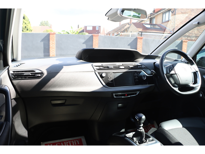 Citroen 1.2 PURETECH SENSE MPV 5DR PETROL EAT8 MANUAL 7 SEATER SATNAV BLUETOOTH APPLE CARPLAY REAR CAMERA PARKING AID 2 OWNERS ONLY 14000 MILES FSH 3 SERVICES 72-74 Mitcham Road