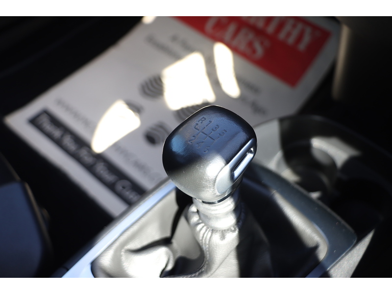 Citroen 1.2 PURETECH SENSE MPV 5DR PETROL EAT8 MANUAL 7 SEATER SATNAV BLUETOOTH APPLE CARPLAY REAR CAMERA PARKING AID 2 OWNERS ONLY 14000 MILES FSH 3 SERVICES 72-74 Mitcham Road